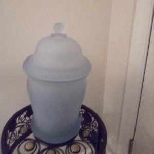 Light Blue Frosted Glass with Lid